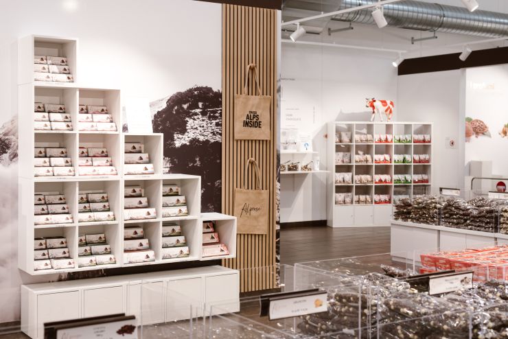  Chocolate Alprose Experience Center & Shop - Chocolade Museum